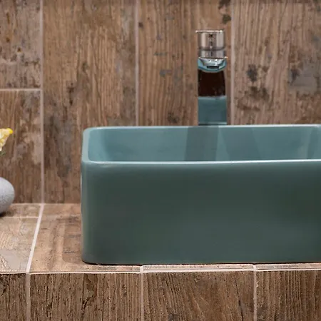 Leaves & Waves Apartament *